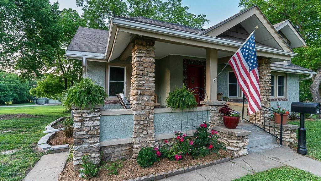 904 E Kaskaskia St, Paola, KS 66071 Trulia