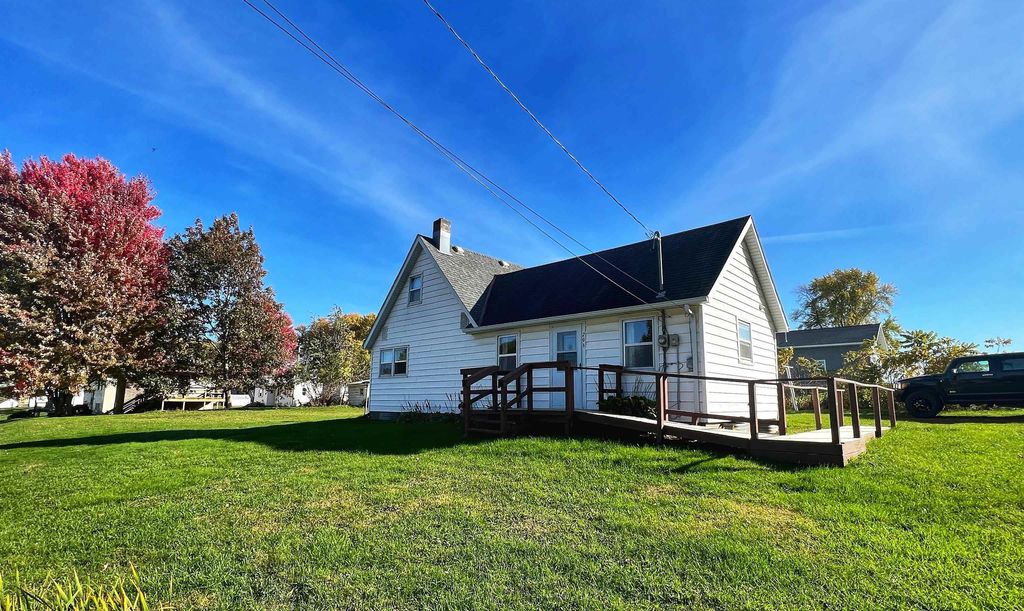 206 5th Ave SW, Waukon, IA 52172 Trulia