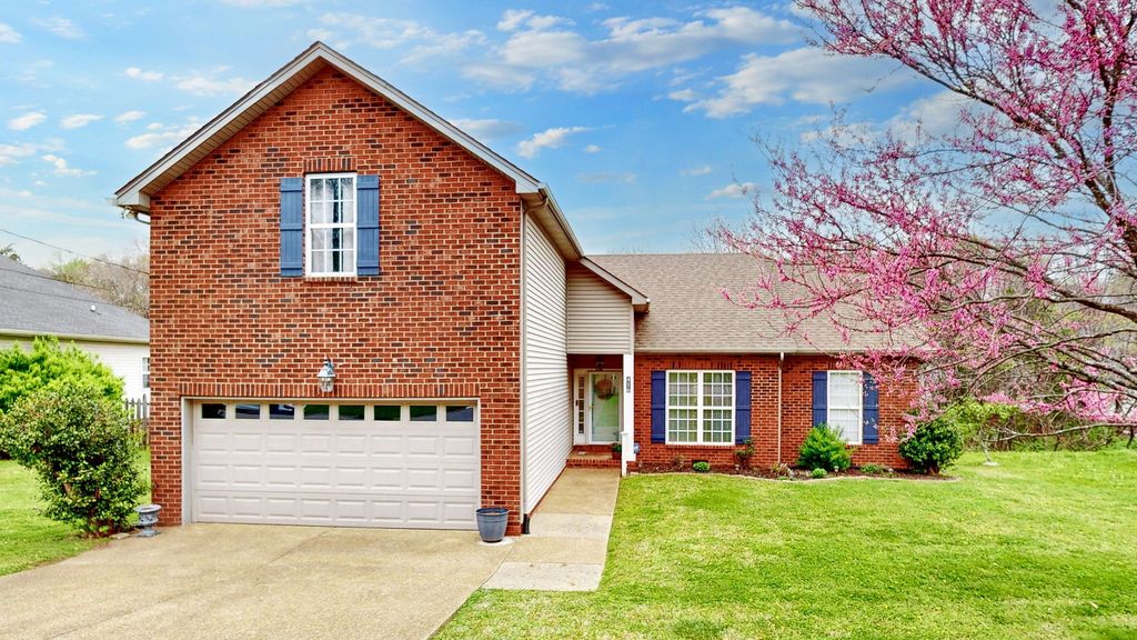 416 Brownstone St, Old Hickory, TN 37138