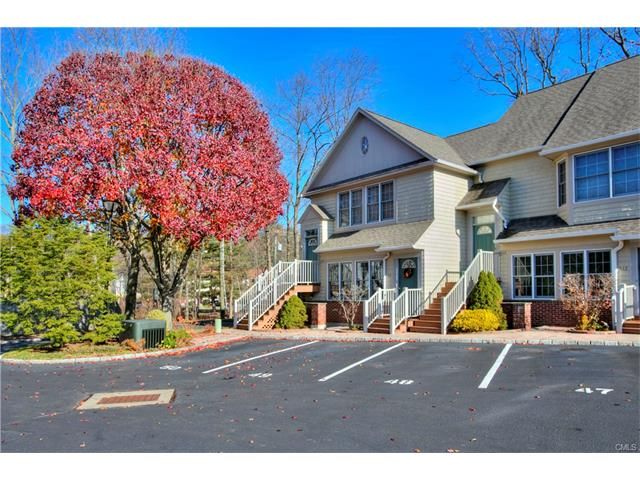 85 Locust Ave #511, New Canaan, CT 06840