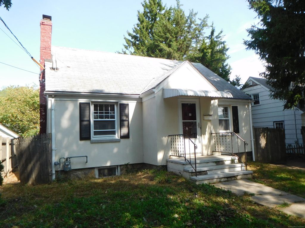 248 Pleasantview Avenue, Bridgeport, CT 06606