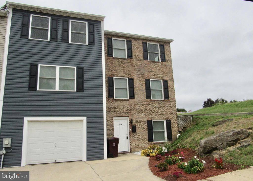 130 7th Ave, Wilmington, DE 19805