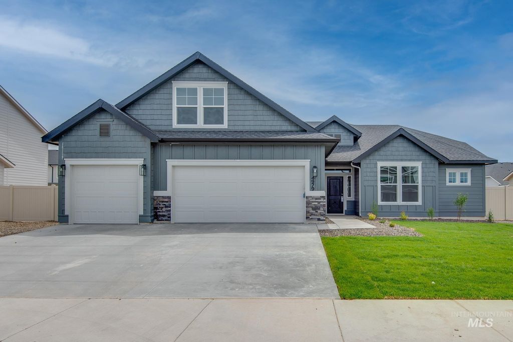 2369 N Meadowhills Ave, Star, ID 83669