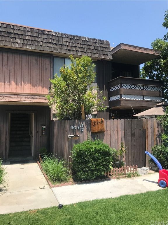 609 S Newhope St #H33, Santa Ana, CA 92704