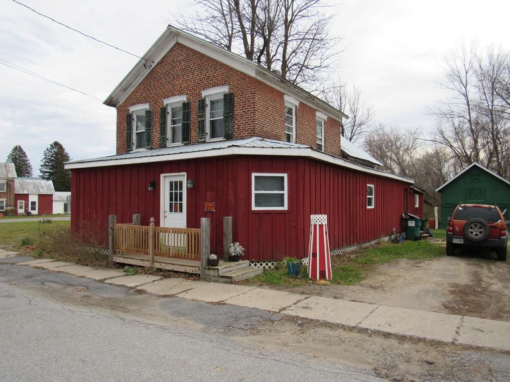 2425 Route 11, Mooers, NY 12958