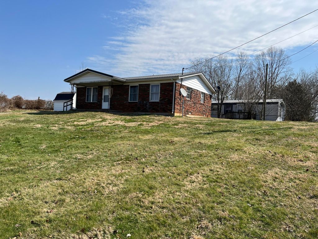 389 Don Gregory Rd, Monticello, KY 42633
