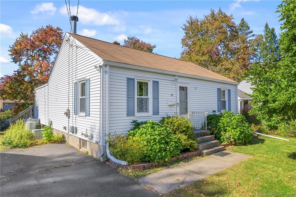 58 Morningside Dr W, Bristol, CT 06010