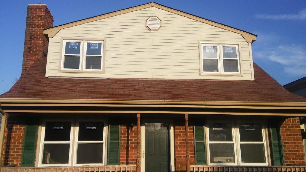38 Dawn Ln, Hampton, VA 23666