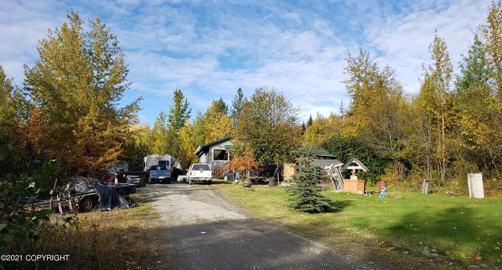 6040 W Admiralty Cir, Wasilla, AK 99623