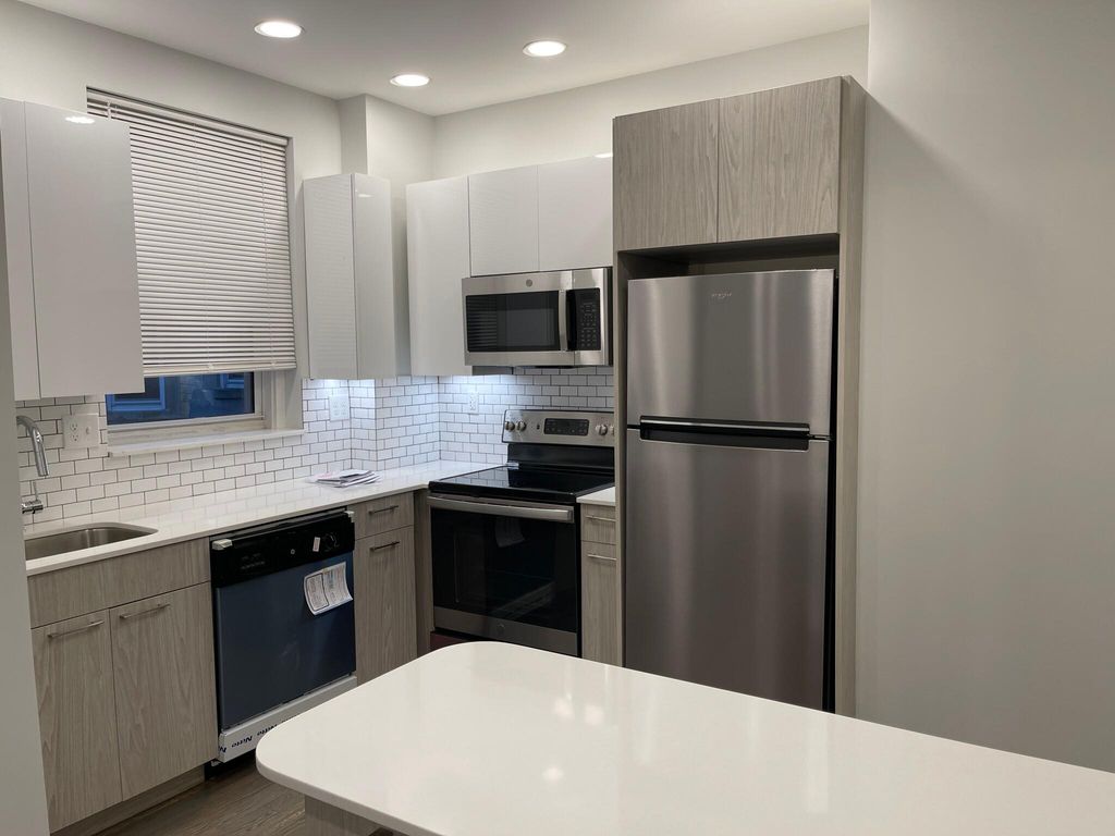 108 Jersey St, Boston, MA 02215