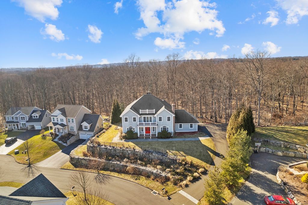 450 Nutmeg Ln, Stratford, CT 06614 MLS 24001256 Trulia