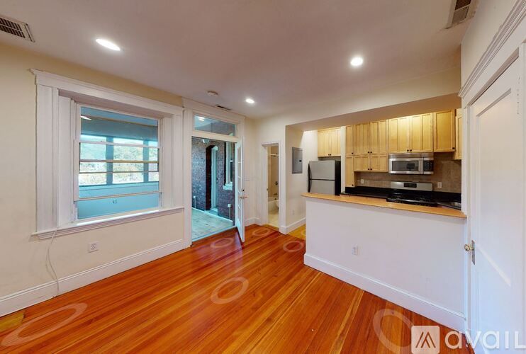 191 Winthrop Rd #6, Brookline, MA 02445