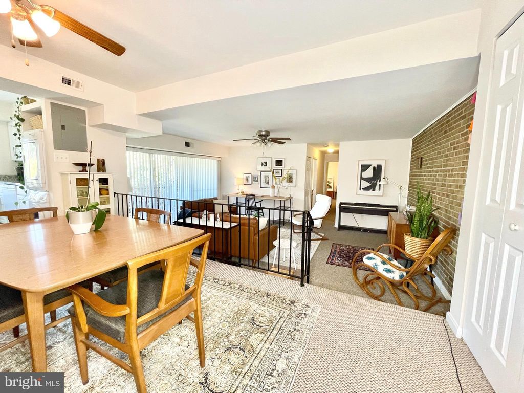 4705 Tecumseh St #301, College Park, MD 20740