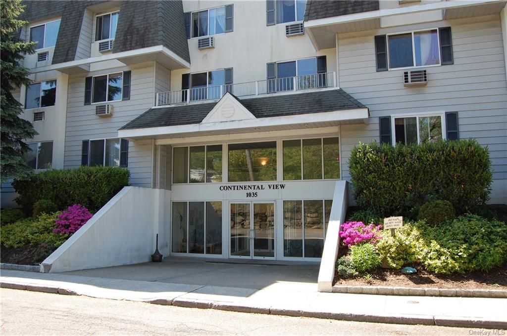 1035 E Boston Post Rd #L-5, Mamaroneck, NY 10543