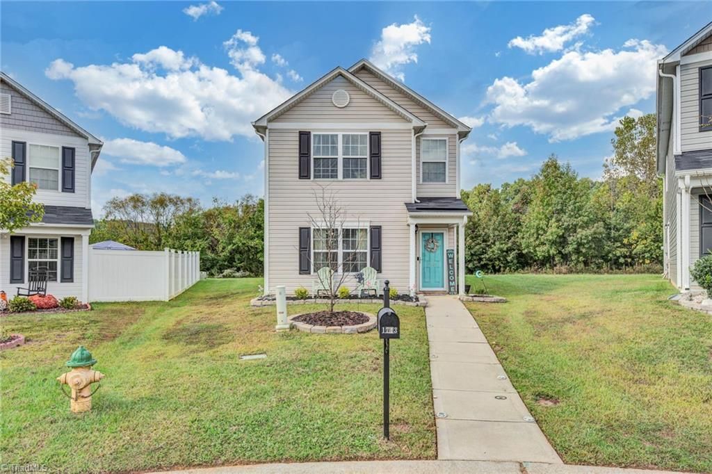 1743 Overcreek Cir, Winston Salem, NC 27127