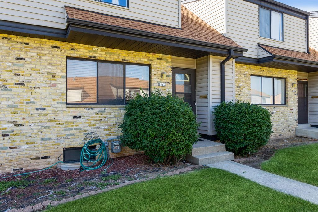 6560 N Bourbon St, Milwaukee, WI 53224 Trulia