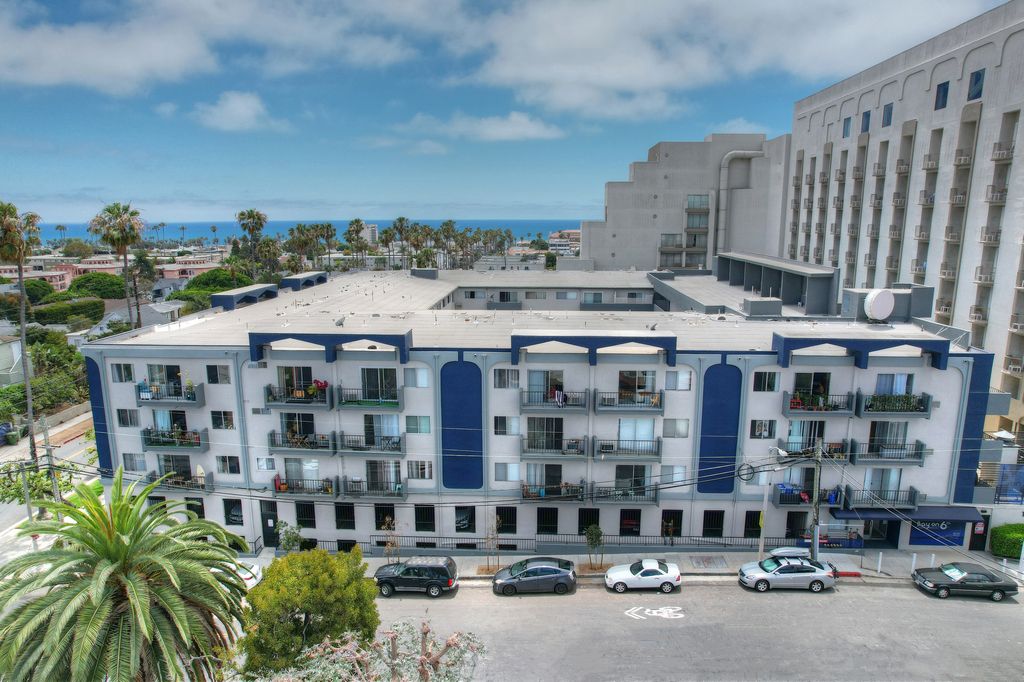 1920 6th St, Santa Monica, CA 90405