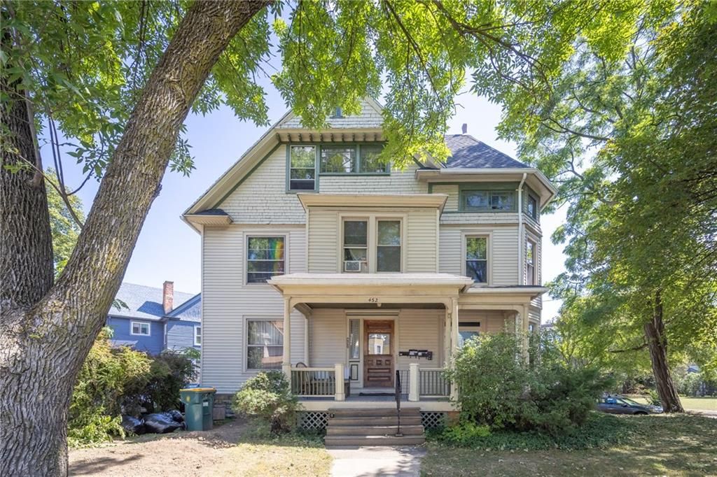 452 Alexander St, Rochester, NY 14605