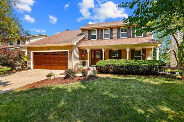 1297 Gregory Ct, Naperville, IL 60565