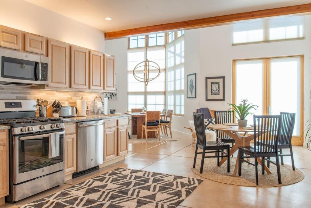 701 Camino De La Familia #209, Santa Fe, NM 87501