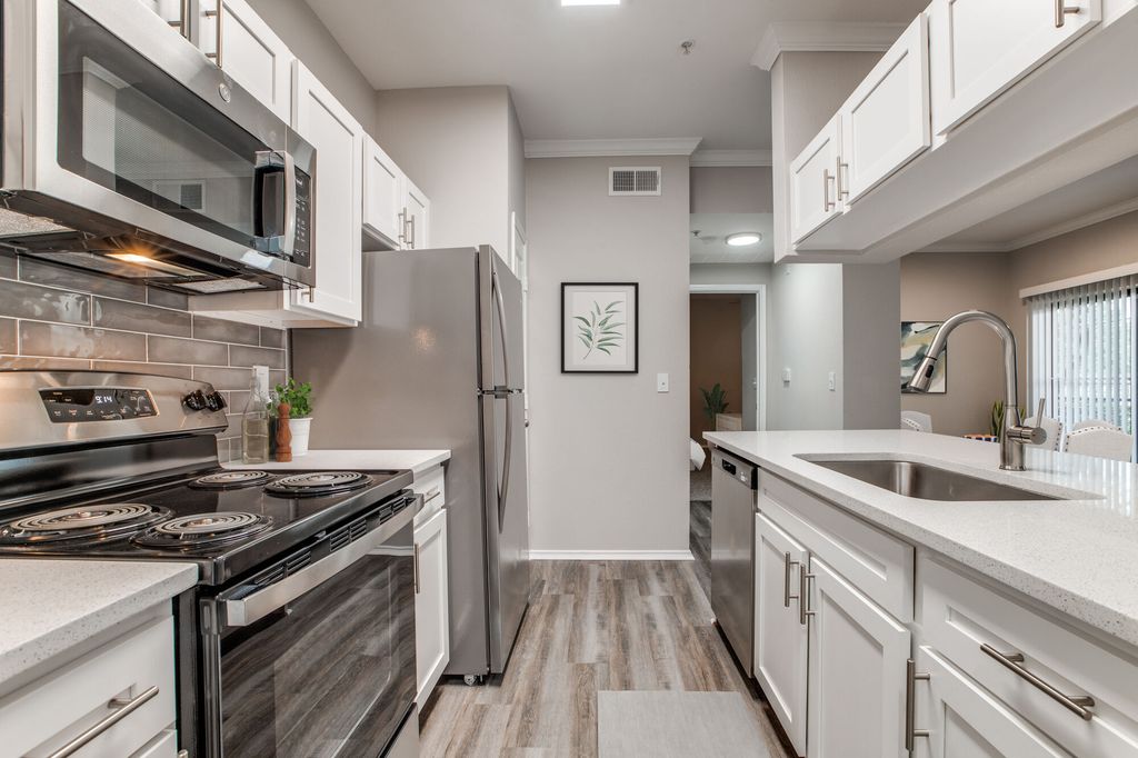 7055 Hollister St 933, Houston, TX 77040 Apartment for Sale