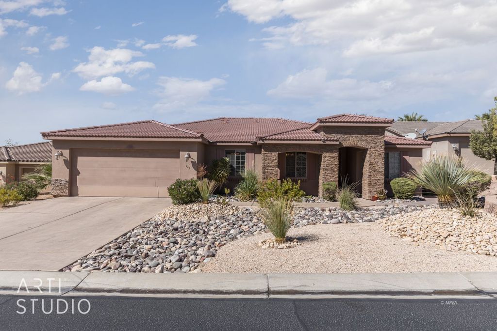 943 Carrara Ct, Mesquite, NV 89027