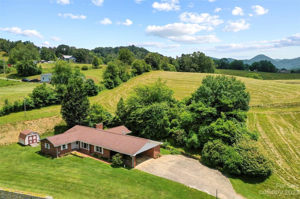 724 Iron Duff Rd, Waynesville, NC 28785 Trulia