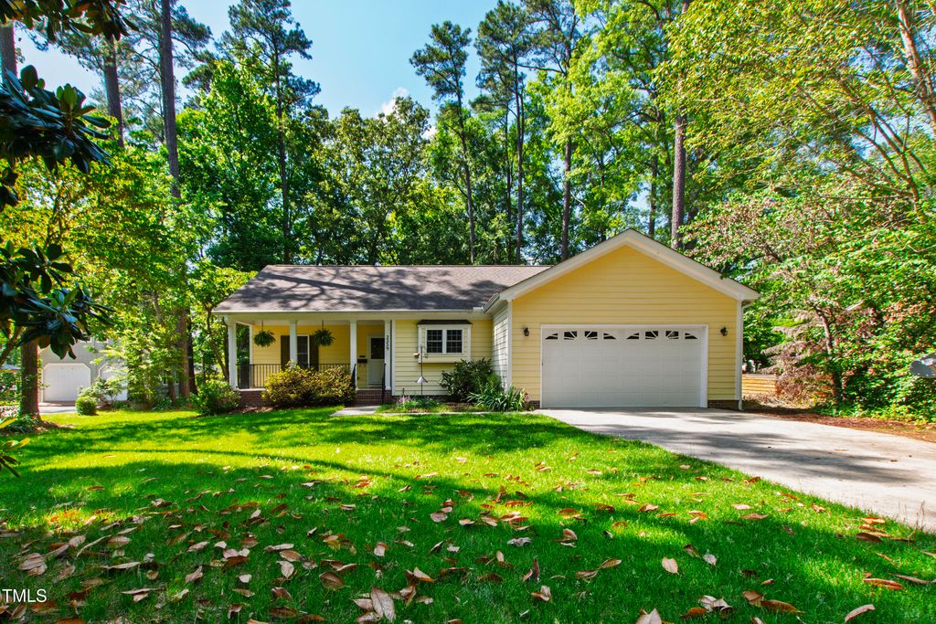 3359 Denise St, Durham, NC 27704