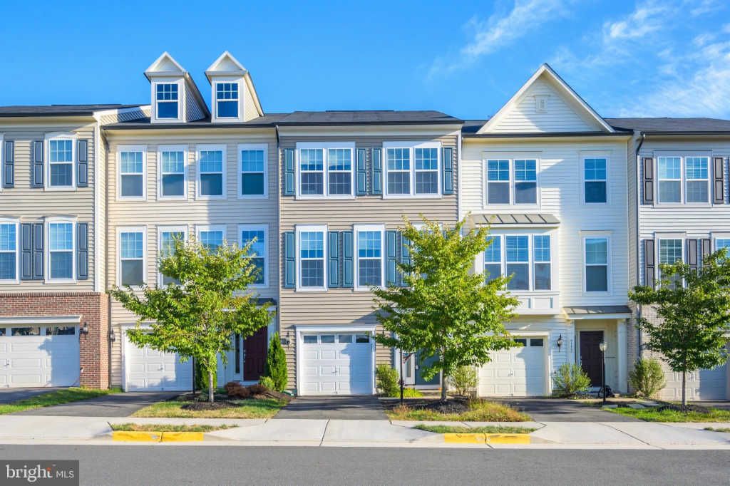 9153 Balaton Lake Ln, Bristow, VA 20136 Trulia