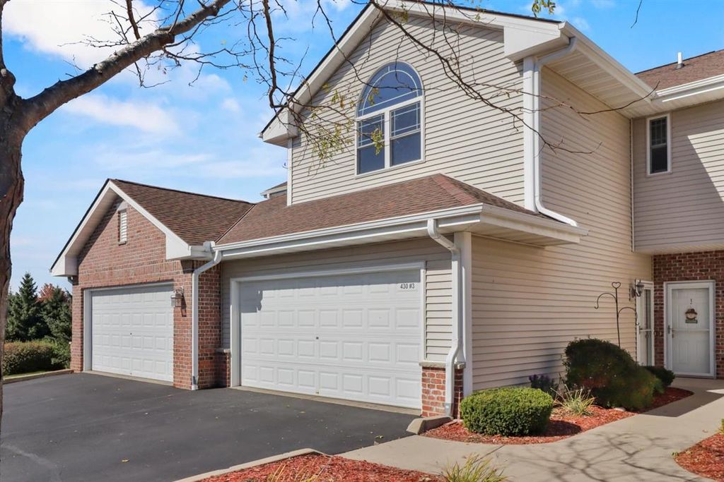 430 E Veterans Way 3, Mukwonago, WI 53149 3 Bed, 2 Bath Condo MLS