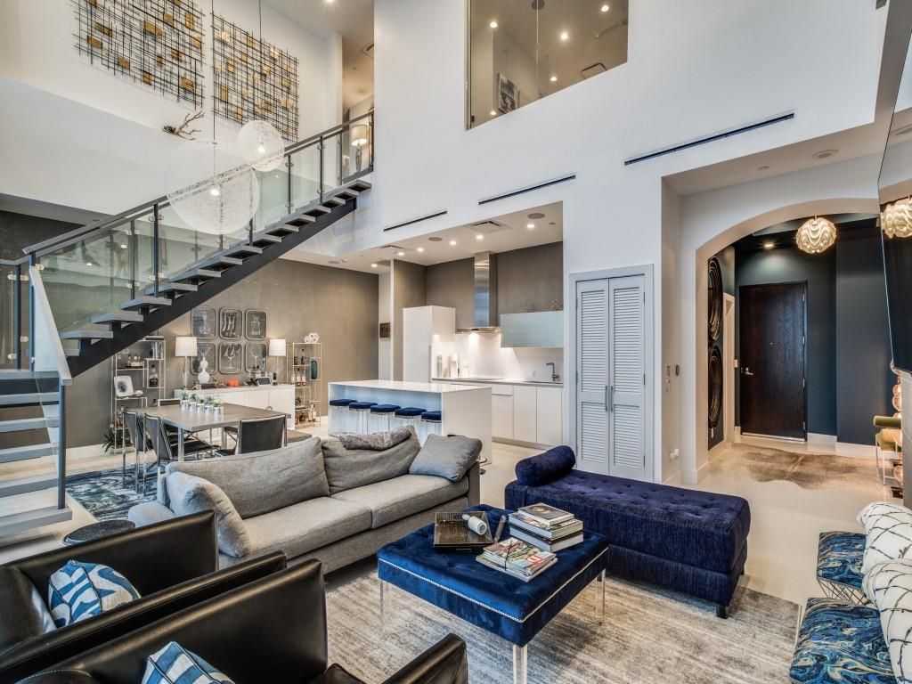 2408 Victory Park Ln #1434, Dallas, TX 75219