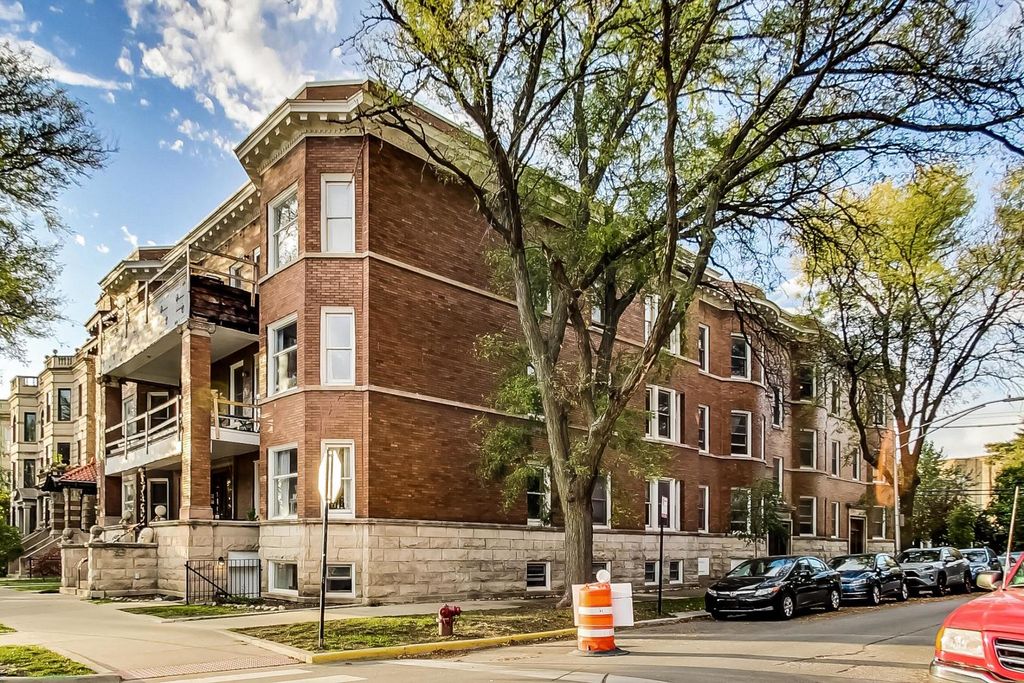 2612 N Whipple St #G, Chicago, IL 60647