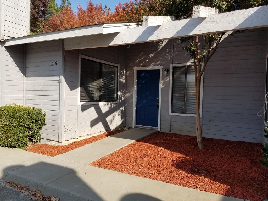 1316 Loughborough Dr, Merced, CA 2 Bed, 1 Bath Apartment 9 Photos