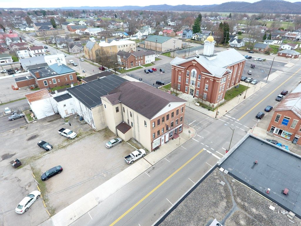 100 N Market St, Waverly, OH 45690 MultiFamily Home MLS 185312