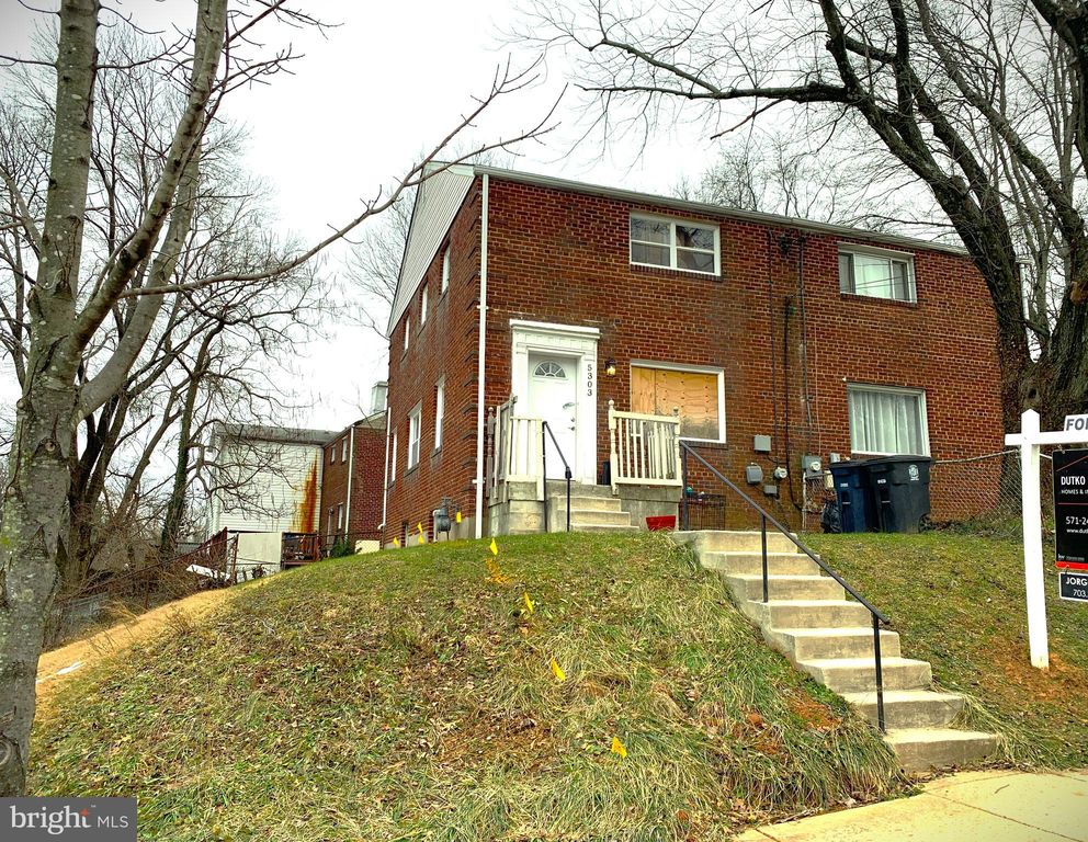 5303 62nd Ave, Riverdale, MD 20737