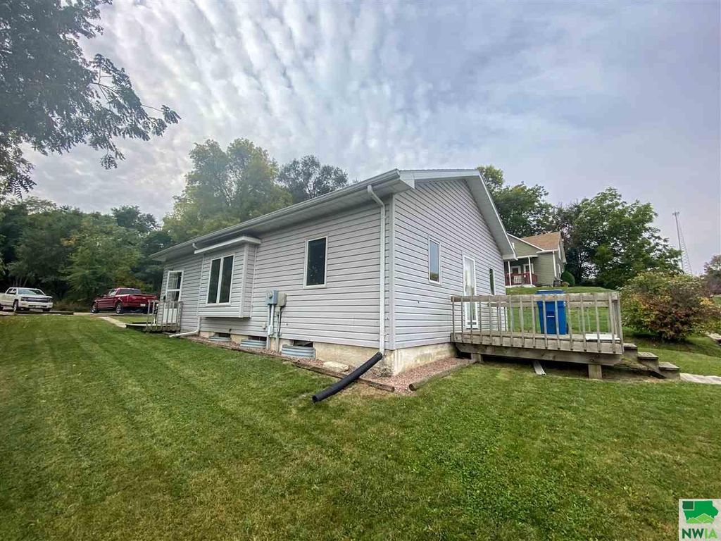 314 W Main St, Hinton, IA 51024 Trulia