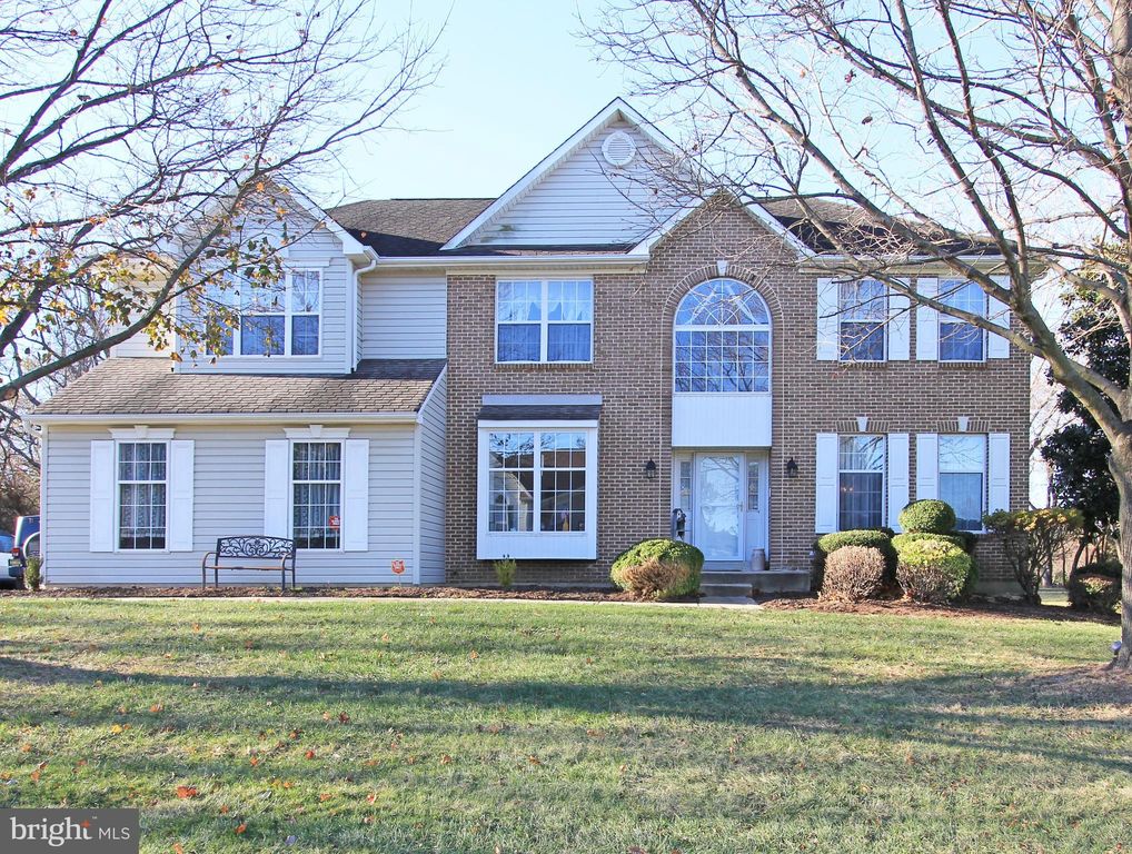 243 Cornwell Dr, Bear, DE 19701