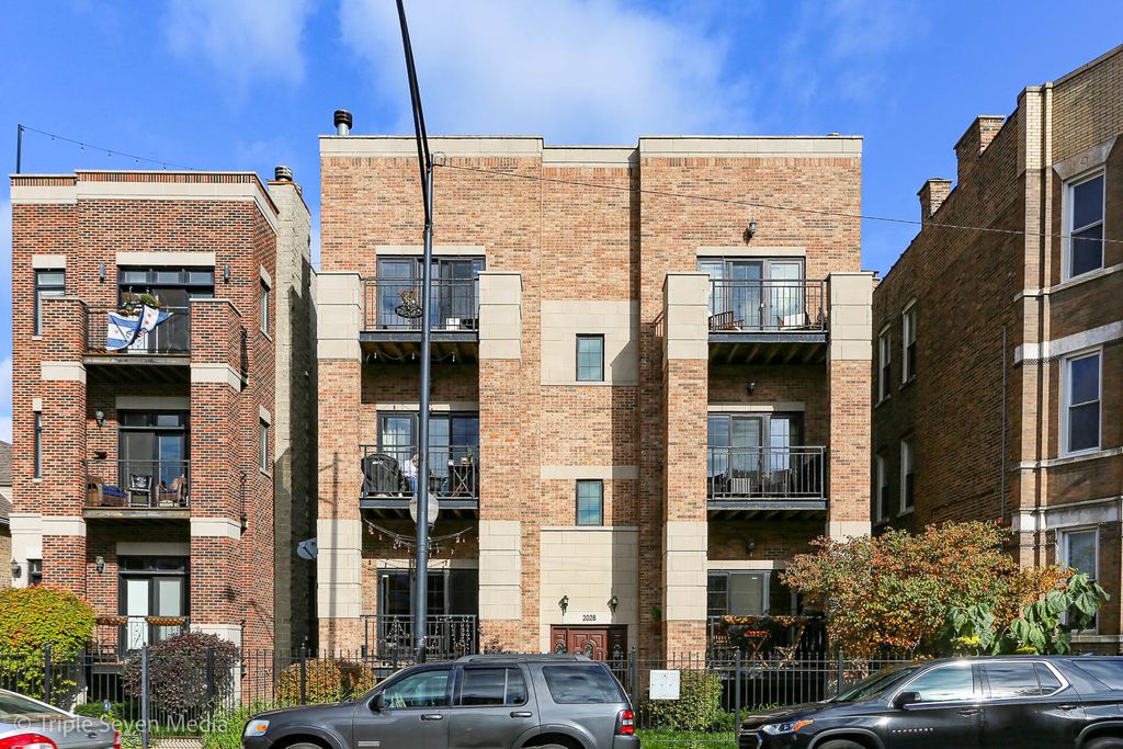 2028 W Augusta Blvd #3E, Chicago, IL 60622