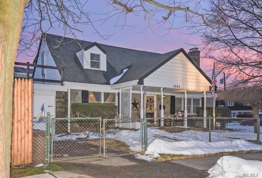 1243 Maple Ave, Hempstead, NY 11550 Trulia