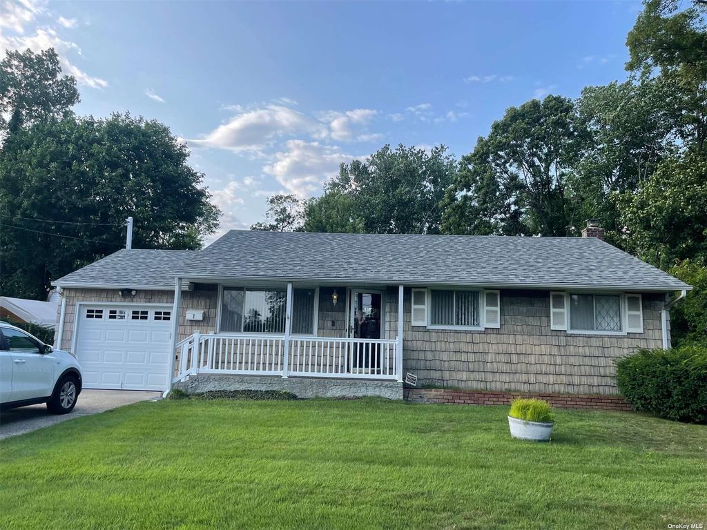 7 Cleveland Street, Islip Terrace, NY 11752 Trulia
