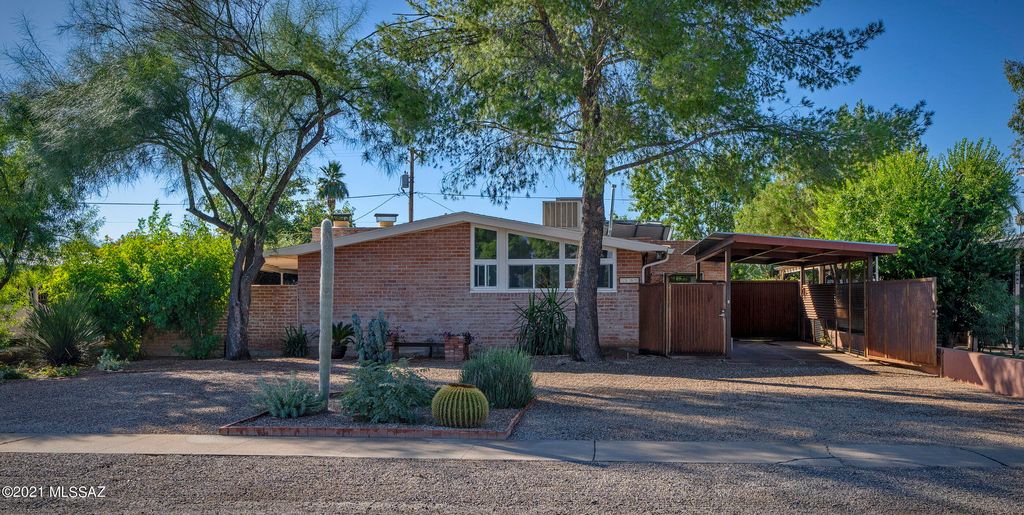 5650 E 3rd St, Tucson, AZ 85711