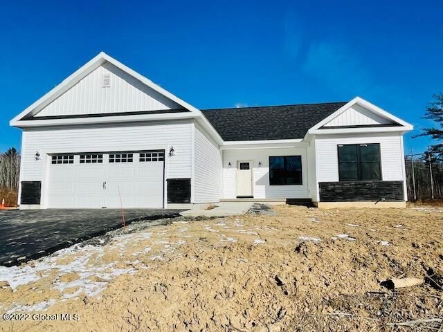 218 Wemple Rd, Glenmont, NY 12077