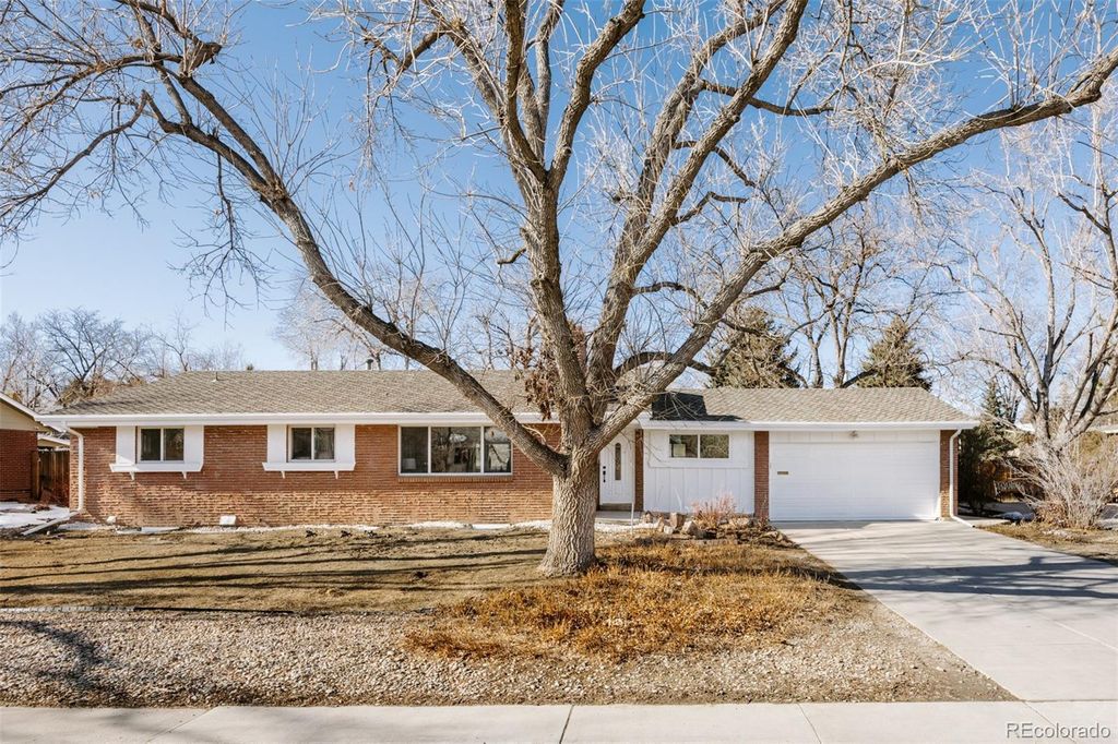 11725 W 28th Place, Lakewood, CO 80215