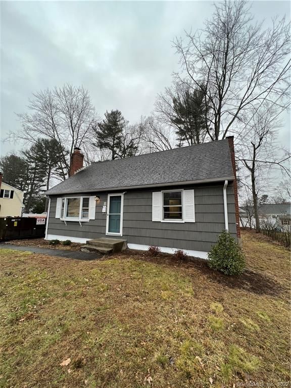 8 Marshall Rd, Enfield, CT 06082