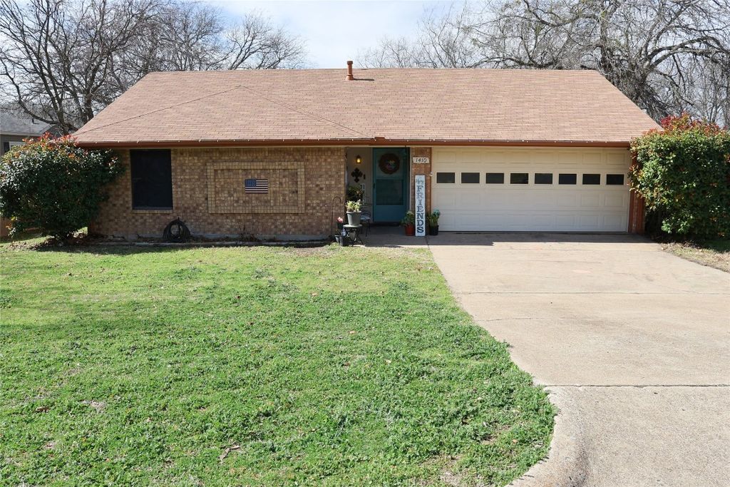 1410 S  Sloan St, Weatherford, TX 76086