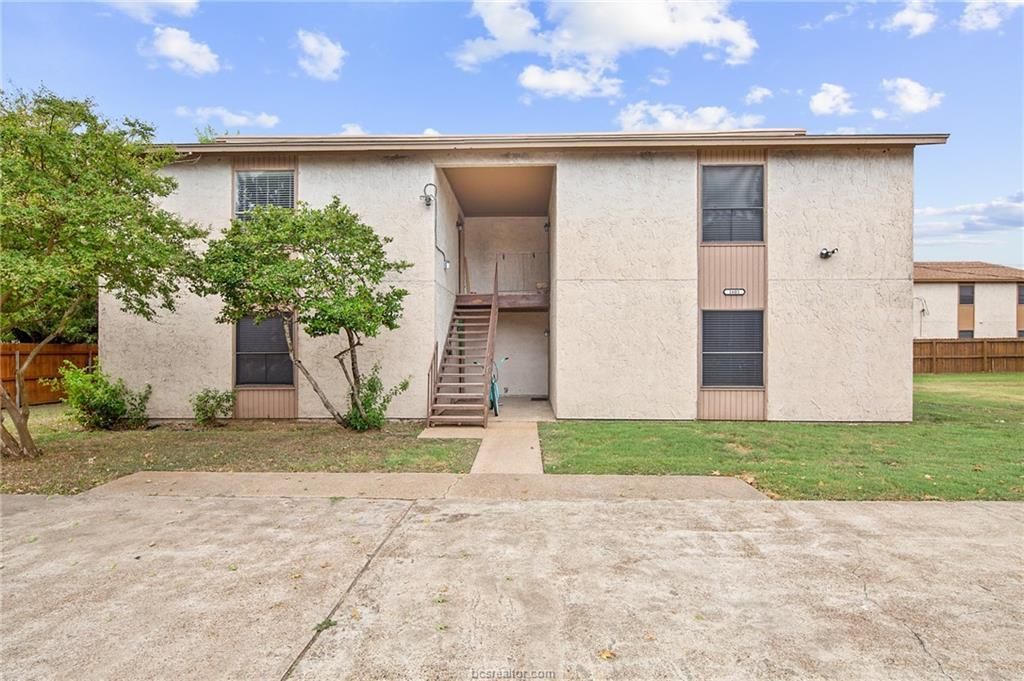 1601 Brentwood Dr #C, College Station, TX 77840