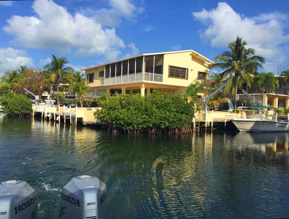 119 Captains Ct, Tavernier, FL 33070