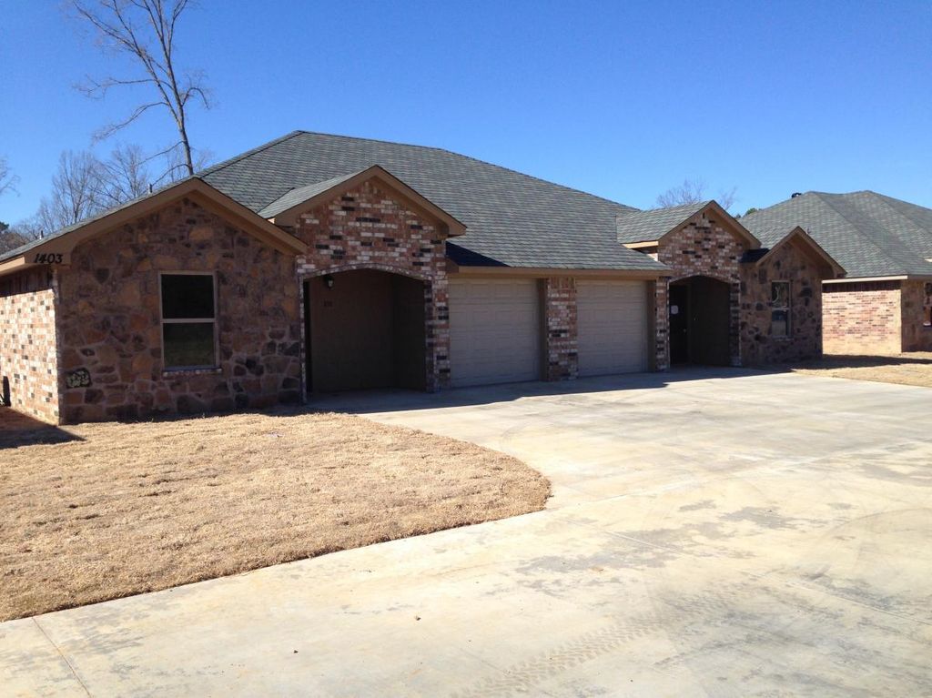 1203 H G Mosley Pkwy 101, Longview, TX 3 Bed, 2 Bath 1203 H G Mosley Pkwy 101, Longview, TX 3 Bed, 2 Bath