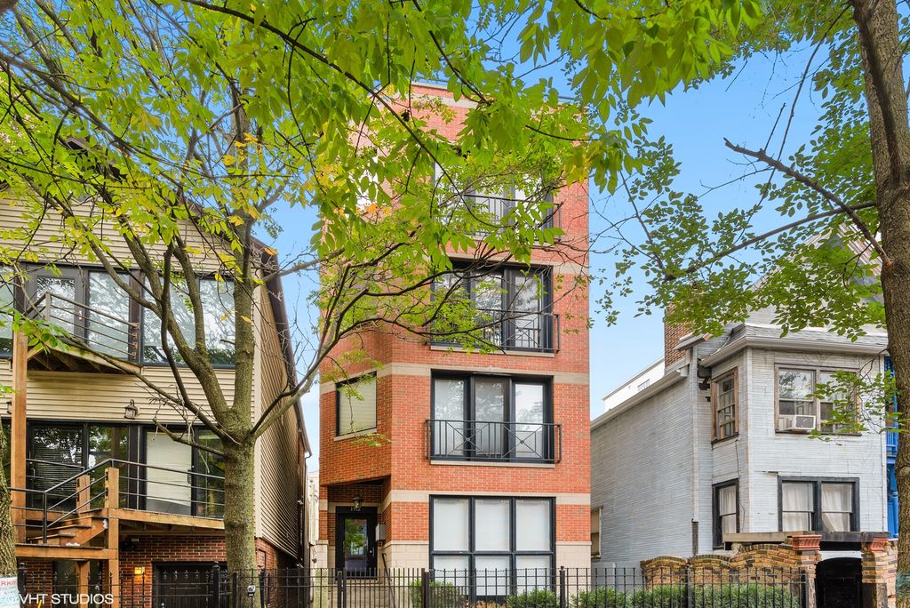 1512 N Sedgwick St #3, Chicago, IL 60610