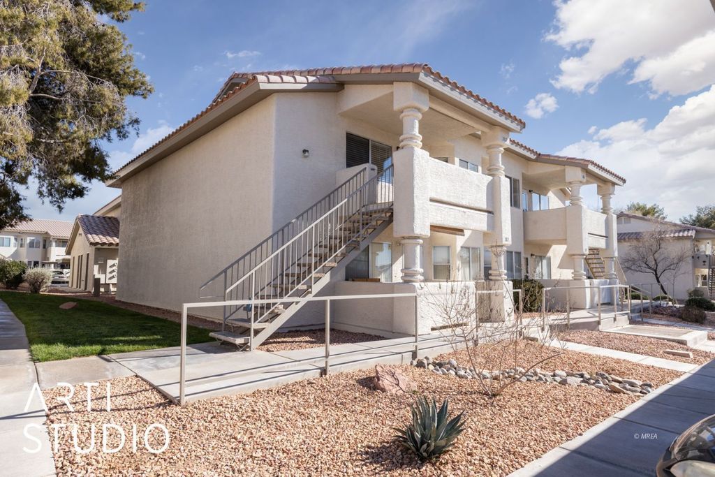 439 Mesa Blvd #202, Mesquite, NV 89027